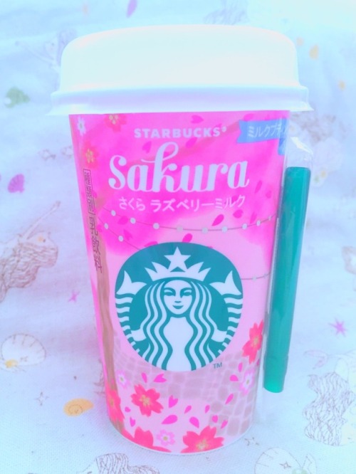 bitmapdreams: Starbucks Sakura Raspberry Milk with milk pudding pieces