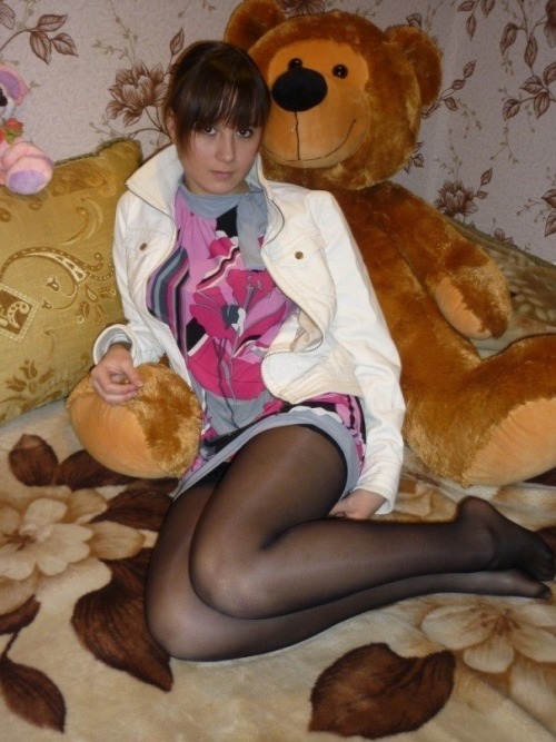 purepantyhose1:  FREE Hot Pantyhose Dating - Ladies Receive Free UpgradeVisit The