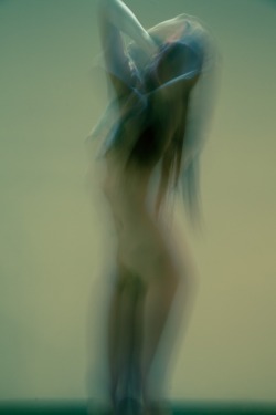 the-myriad-things:  Nina Sever by Giuseppe La Rosa 