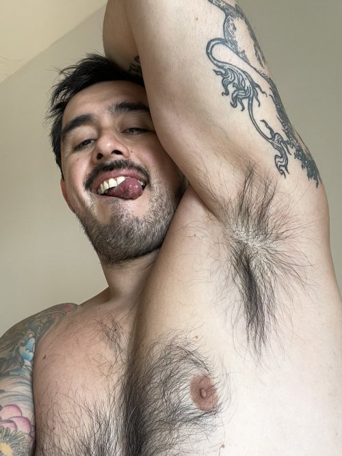 https://64.media.tumblr.com/44ddacec91b2920113d270550dda647c/36d6019bf6d55b2a-3c/s500x750/2c59a64f86b9c9a112d803a7eb0a059d3dfea10f.jpg