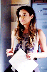 shaymitchdaily:  shaymitchellxox:  retr0philia:  rachbuttt:  lipstick-lesbian:  BAE