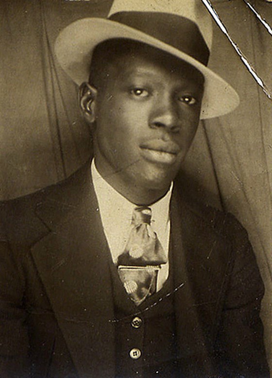 VINTAGE SWAGGER | THE BLACK PHOTO BOOTH— circa 1930s