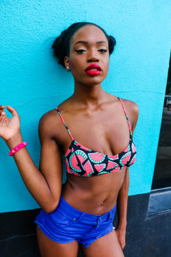 thejaded-reality:  Just a black girl trying