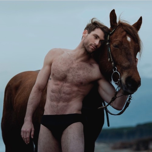 heavenlymodels:  Julian Ardley (@jtardley) by Roberto Viccaro (@vicroberto)
