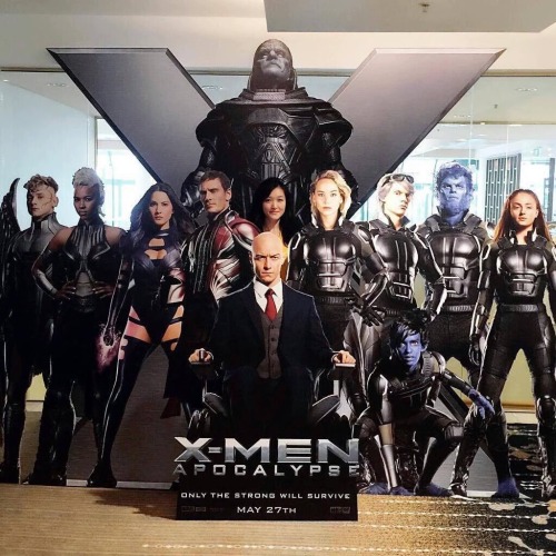 jenniferlawrencefilms:FIRST LOOK at X-Men: Apocalypse’s FULL Cast Standees