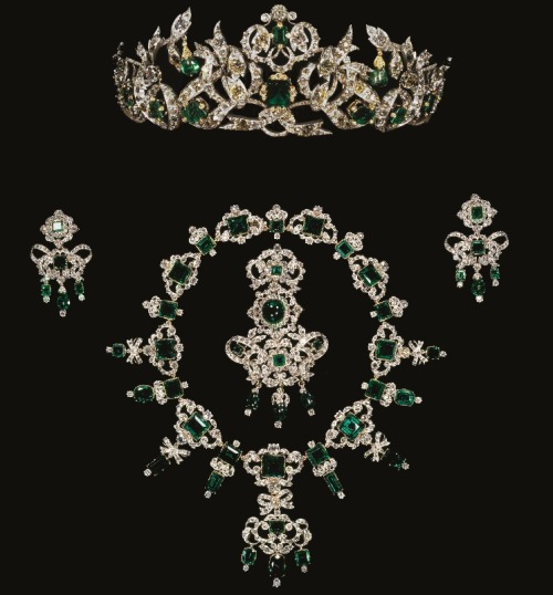 Royal Jewels of DenmarkEmerald Parure  of Queen Caroline-Amalie