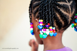 blackroyaltypalace:  i-will-call-you-thiquesawsebawse:  mysouthernsass:  rememberrumkitty:  trebled-negrita-princess:  volatilequeen:  yatahisofficiallyridiculous:  blackgirlclassics:  Black Girl ClassicsFashion Series: Beaded Braids  lol fuck around