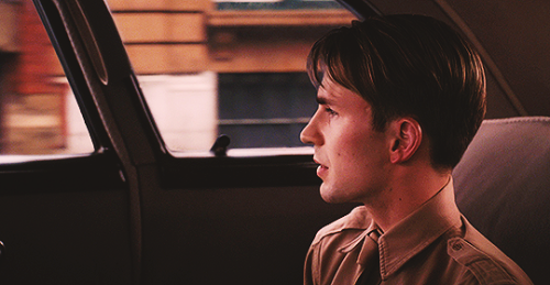 soldierparachute: pre-serum steve