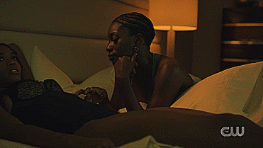 whitefluffyyeti:  Black lightning “Chapter one: birth of blackbird”