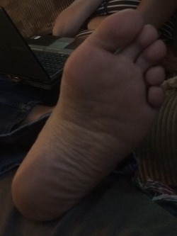 meatyasfuck:  My girlfriend’s sole. Can’t