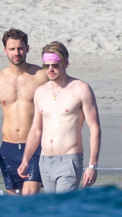 chordshirtlessoverstreet:Chord Overstreet