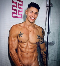 my-types-of-guys: asian-men-x:    Mr. Moreno!