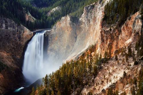debelice:  Yellowstone was so beautiful, I felt like I was living in a painting