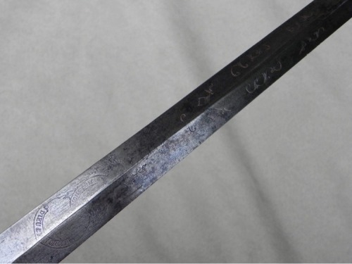 victoriansword:British Officer’s Sword c.1800This sword is very similar to the Pattern 1796 He