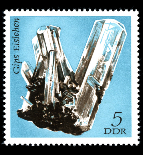 Lothar Grünewald, stamp set mineralogy, 1972. DDR / GDR. Bergakademie Freiberg. Via wikiwand