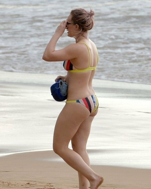 celebrityreadymade: Hilary Duff
