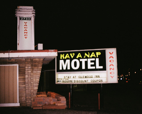 Motel Hell“ My daughter was pricked by a syringe and police later found 10 more in the room ”