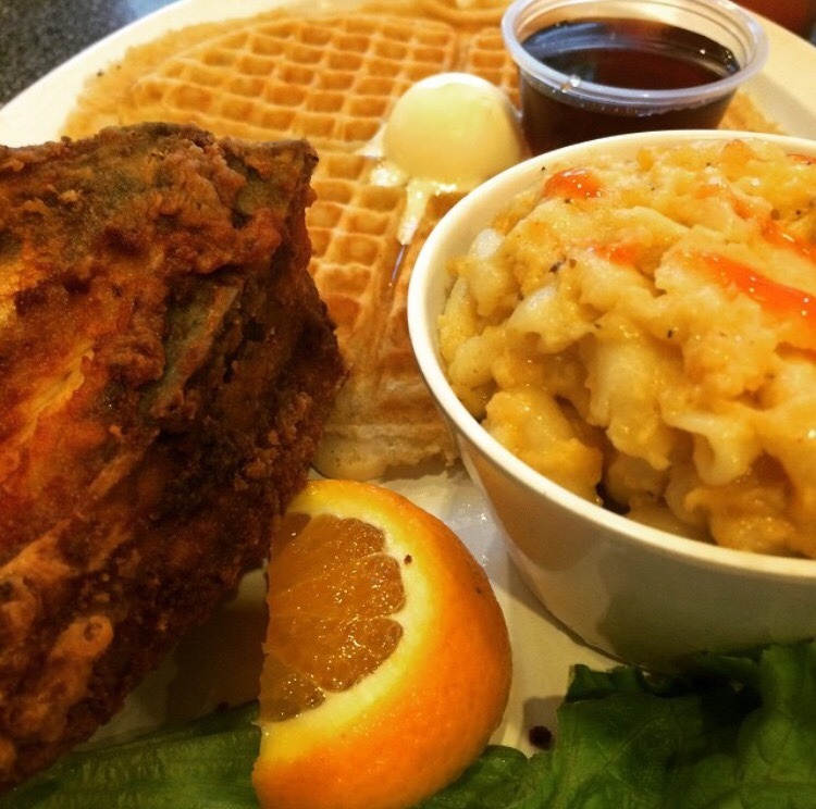 lebritanyarmor:  afro-arts:  Home of Chicken &amp; Waffles  www.homeofchickenandwaffles.com