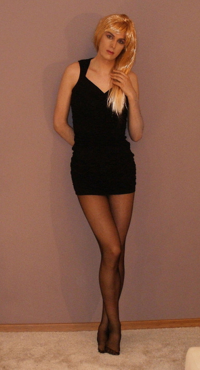 prettycd:  horny-trap-littlesissy-femboy:  More @ horny-trap-littlesissy-femboy ♥ Submit your hot pics  Oh my 