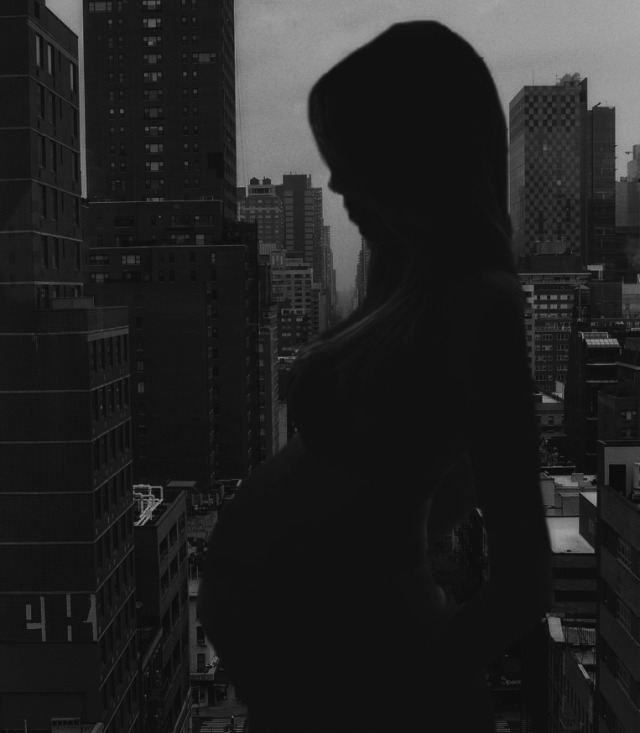 big in a city at dusk is a vibe #belly expansion#giantess