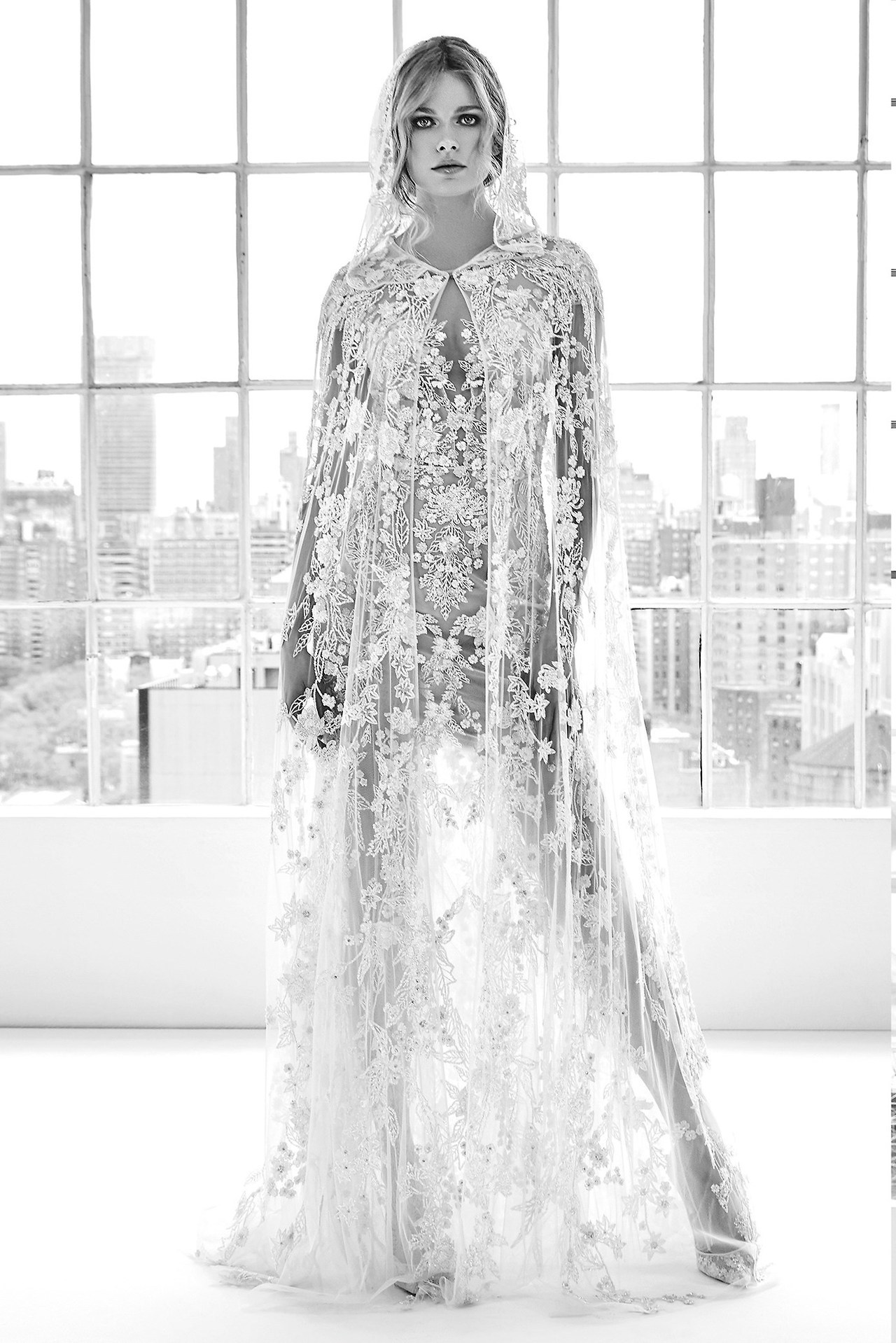 the-fashion-dish:
“ perfectweddingdresses:
“Zuhair Murad • Spring 2018
”
Spring 2018 Bridal Couture
”