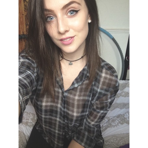 f4nnyf00k: f4nnyf00k: ◼️◼️ IG - lesleyanned xo