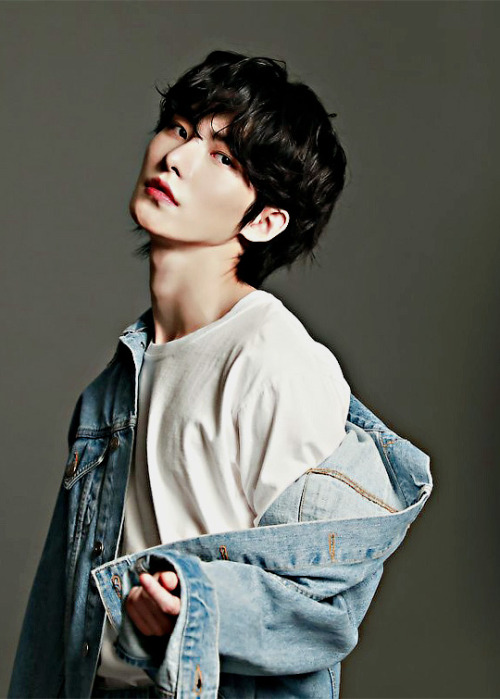 yonghaz: HYUNJUN HUR — artist profile (behind cuts)