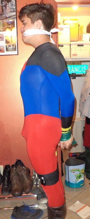 XXX thesidekink:  Superboy Captured! Part 1 Posting photo