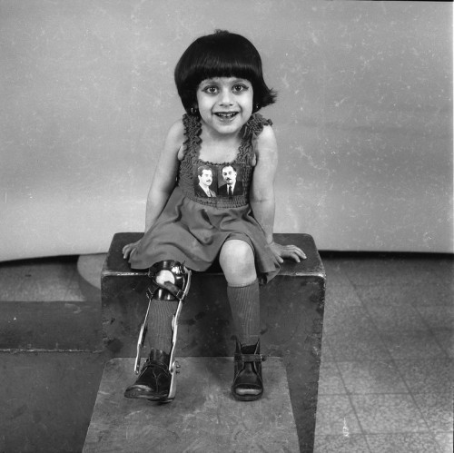 hushaby:  Сирийские портреты. Студия Шехерезада, Саида, Ливан, 1968-72-х. Фотограф Akram Zaatari - Неспящие в Торонто