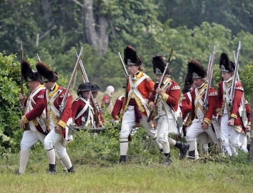 bantarleton:British regulars, including grenadiers and Guards, in action alongside loyalists and Nat