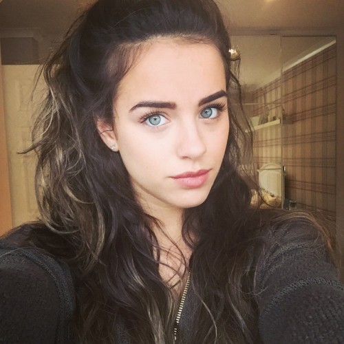 becuztheknave:georgia may foote instagram