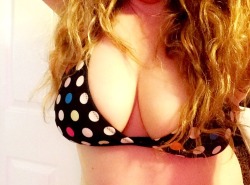 curiouswinekitten2:  Because I love polkadots  Thank you hosting cleavage Sunday :) 😍😍😍. @allthingssexyforu these are amazing!!!  Love the under cleavage!  Damn