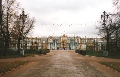 rococo-girls-shrine:  englishsnow:  by sftrajan  Tsarskoe Selo 