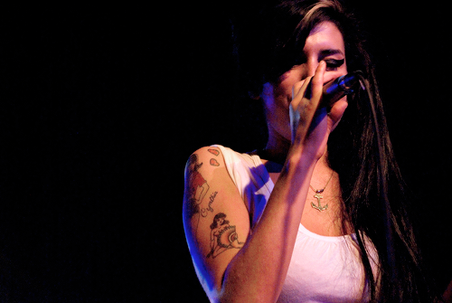 amyjdewinehouse:  Amy Winehouse live at the porn pictures