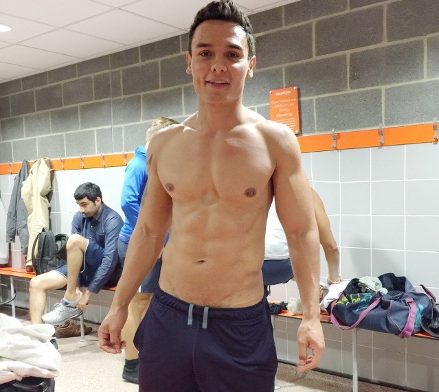 colungafrank:  Age: 24 Sexuality: Bi Sexual Height: 1.80 Weight: 79kg 12st6 174lb