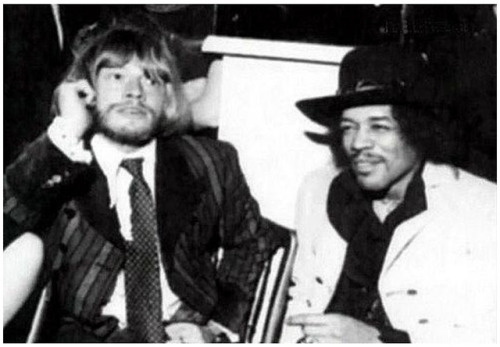 serpentinesheldonserpentine:With Jimi Hendrix