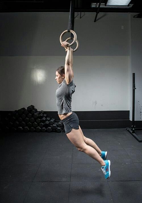 donrafikix:Small But With Big Fight… Julie Foucher Showing How It’s Done On Many