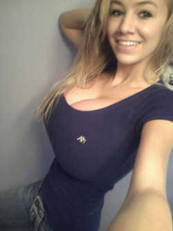 dailyfetishfromhell:  What contrast!