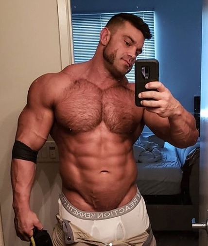 wrestlehead:  beefadmirer:    Brian Cage Brian Christopher Button 