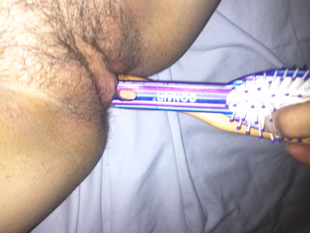 miscellaneous-pleasures:  mymarinemindpart3:  Sexy little sailor girl likes to play
