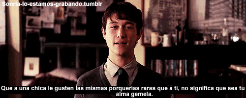 quebrandopromesas:  Over the edge. en We Heart It. http://weheartit.com/entry/49219524/via/AndiiBurgosC 