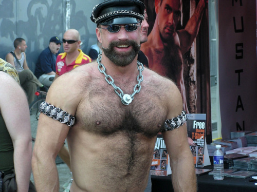 nippig:  http://nippig.tumblr.com/archive