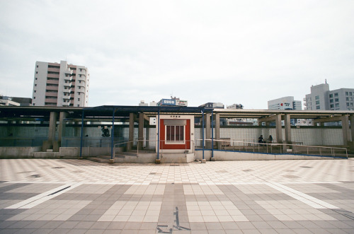 Tokyo 2016 / Canon AV-1 / Canon 17mm/f4 / Fujifilm c100