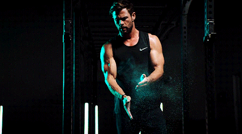 CHRIS HEMSWORTH For Centr 2019