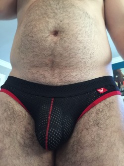 ruggerwolf:  Daddy bear wanted to see how