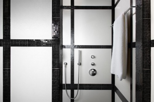 thehousehome: shower in a studio apartment