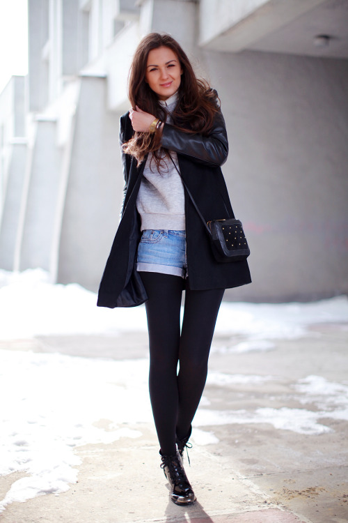 (via Fashion Agony: Look of the Day: Denim Shorts)