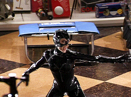 rubbercoated: fsnurk: justiceleague: “In this scene, Catwoman wants to whip off the heads of four ma