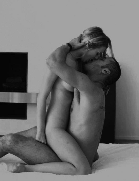 girlslovegoodinnuendo:  Good morning Baby… 