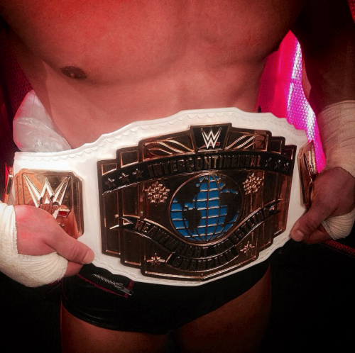 datzombiezematho:  @wwe: @heelziggler shows @wwecesaro where the IC Title will stay!